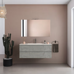 Mobile bagno sospeso 120 cm in legno color cemento chiaro con lavabo, specchio e faretto a led I Made in Italy