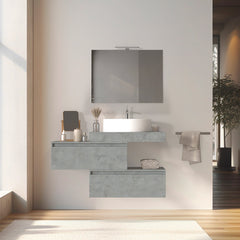 Mobile bagno sospeso sfalsato 80 cm in legno color cemento chiaro con 2 cassettoni, lavabo, specchio e faretto a led I Made in Italy